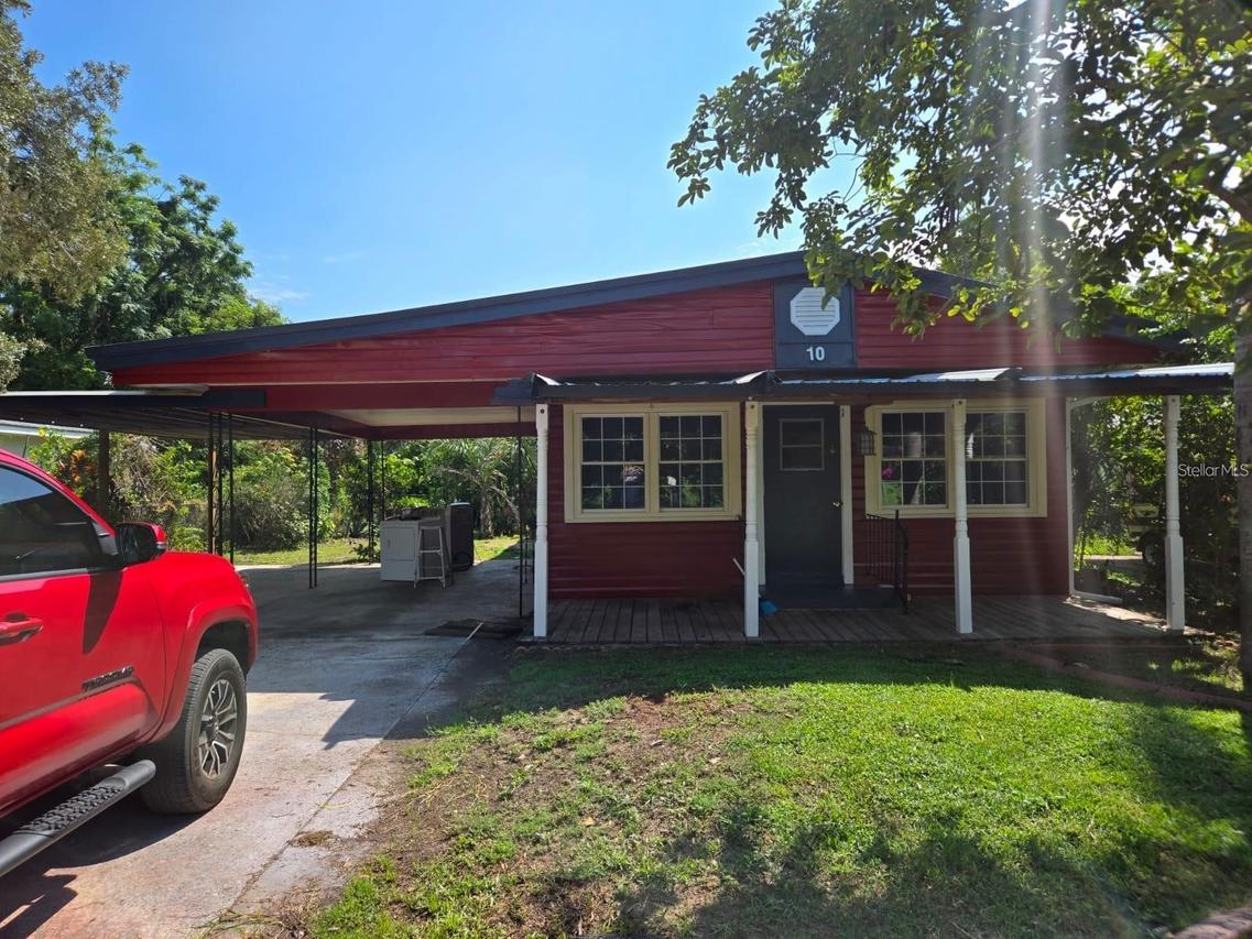 10 Mccarthy Ave., Frostproof, FL 33843