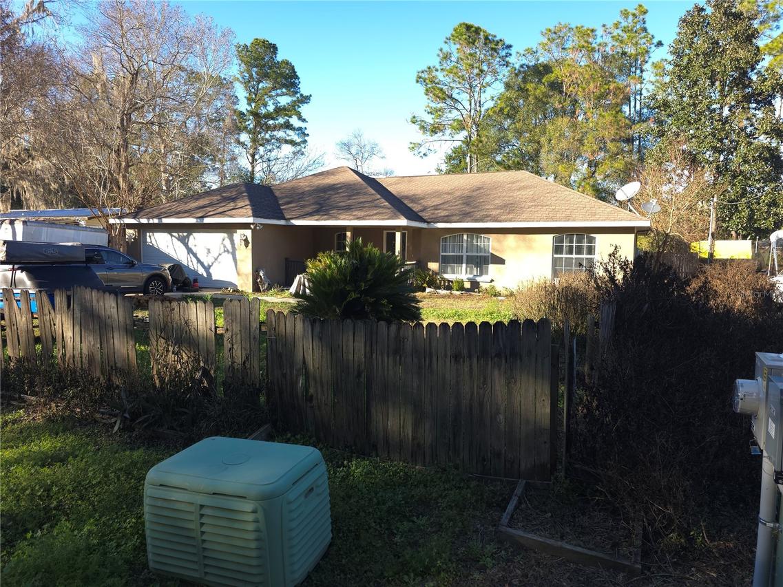 3233 SE 145th St., Summerfield, FL 34491