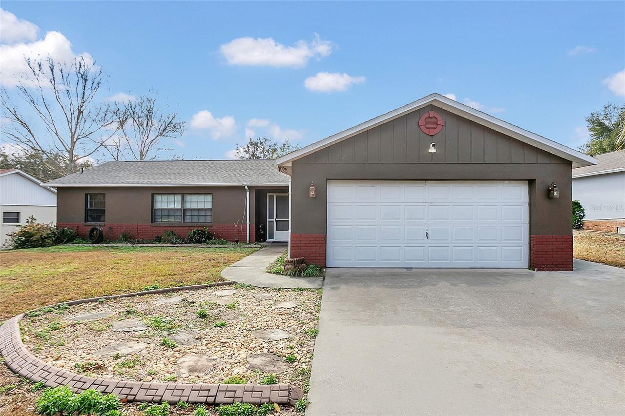 10400 Summit Square Dr., Leesburg, FL 34788