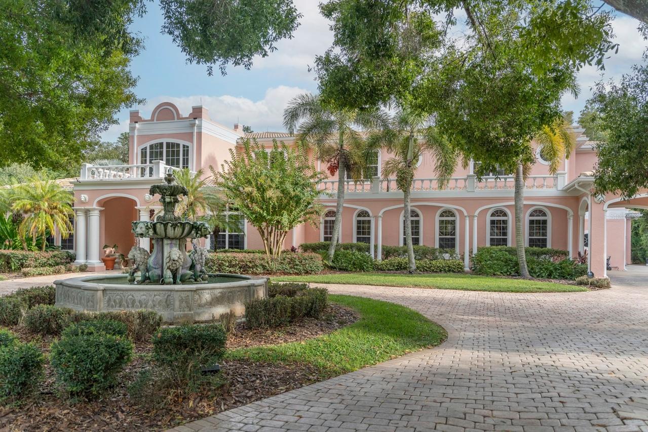 543 Isleworth Close, Tarpon Springs, FL 34688