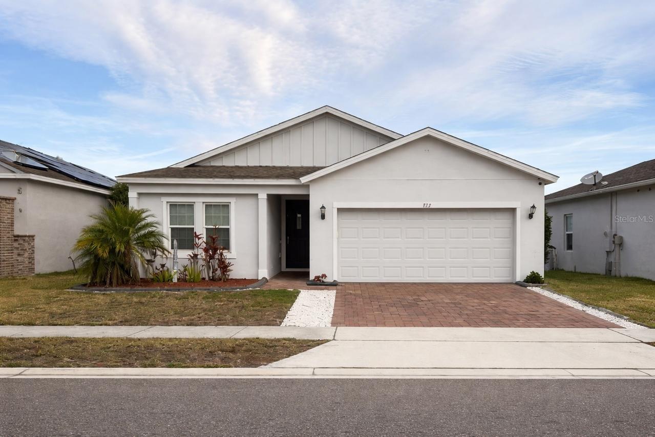 372 Meadow Pointe Dr., Haines City, FL 33844