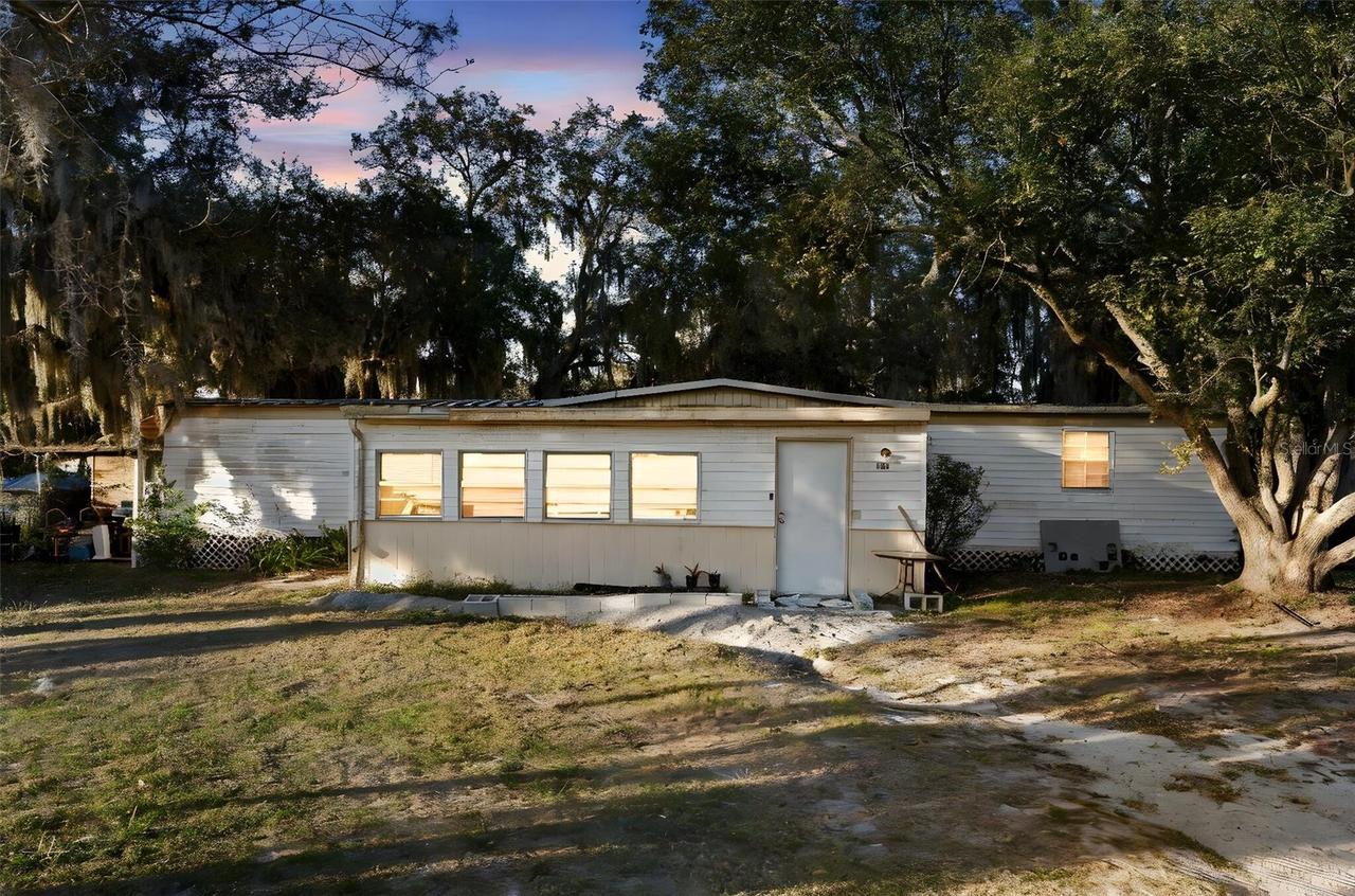 3929 Country Pl., Winter Haven, FL 33880