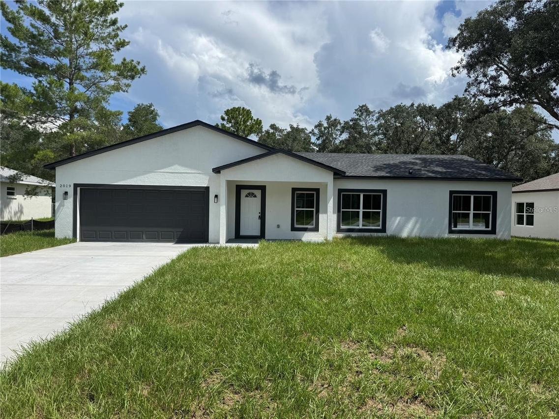 2019 W Hamshire Blvd, Dunnellon, FL 34434