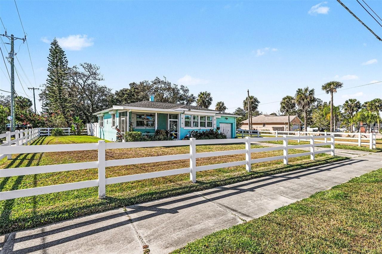 302 Riverside Dr., Daytona Beach, FL 32117