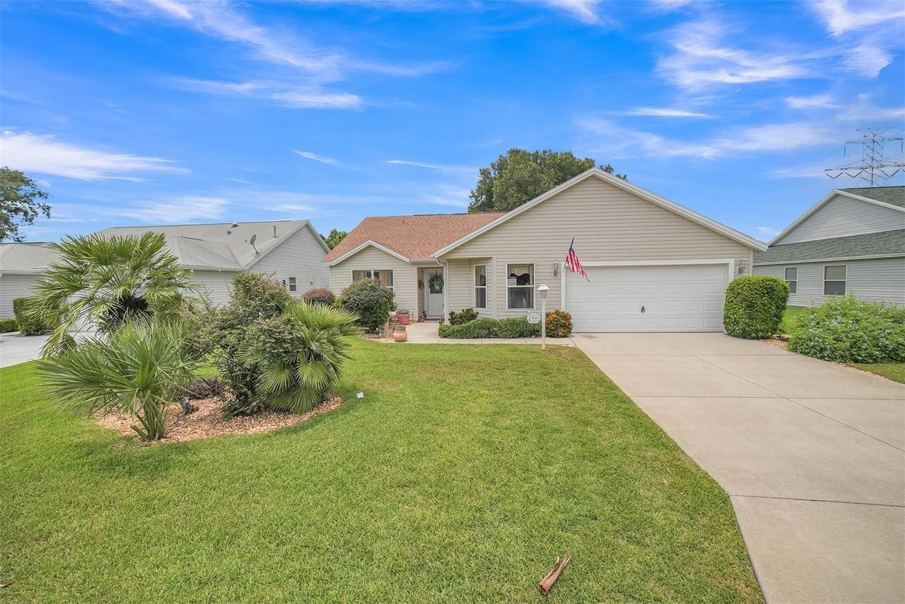 8371 SE 168th Trinity Pl., The Villages, FL 32162