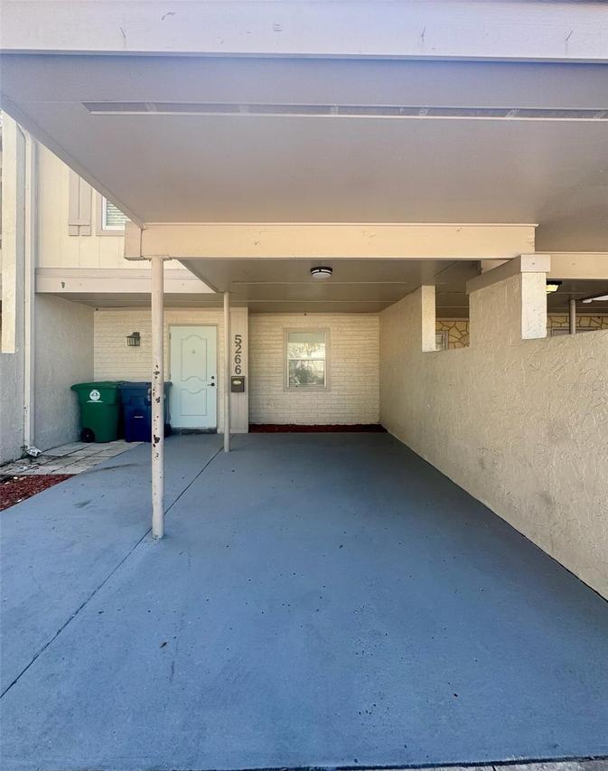 5266 Tennis Court Cir., Tampa, FL 33617
