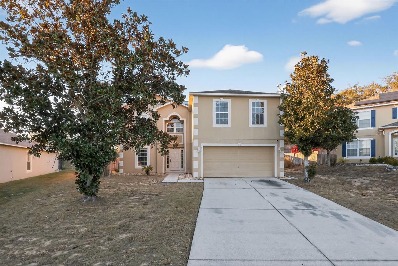 831 Marietta Ln., Eustis, FL 32726