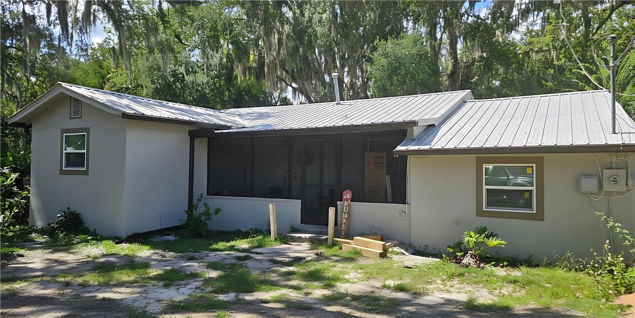 210 S 15th St., Palatka, FL 32177