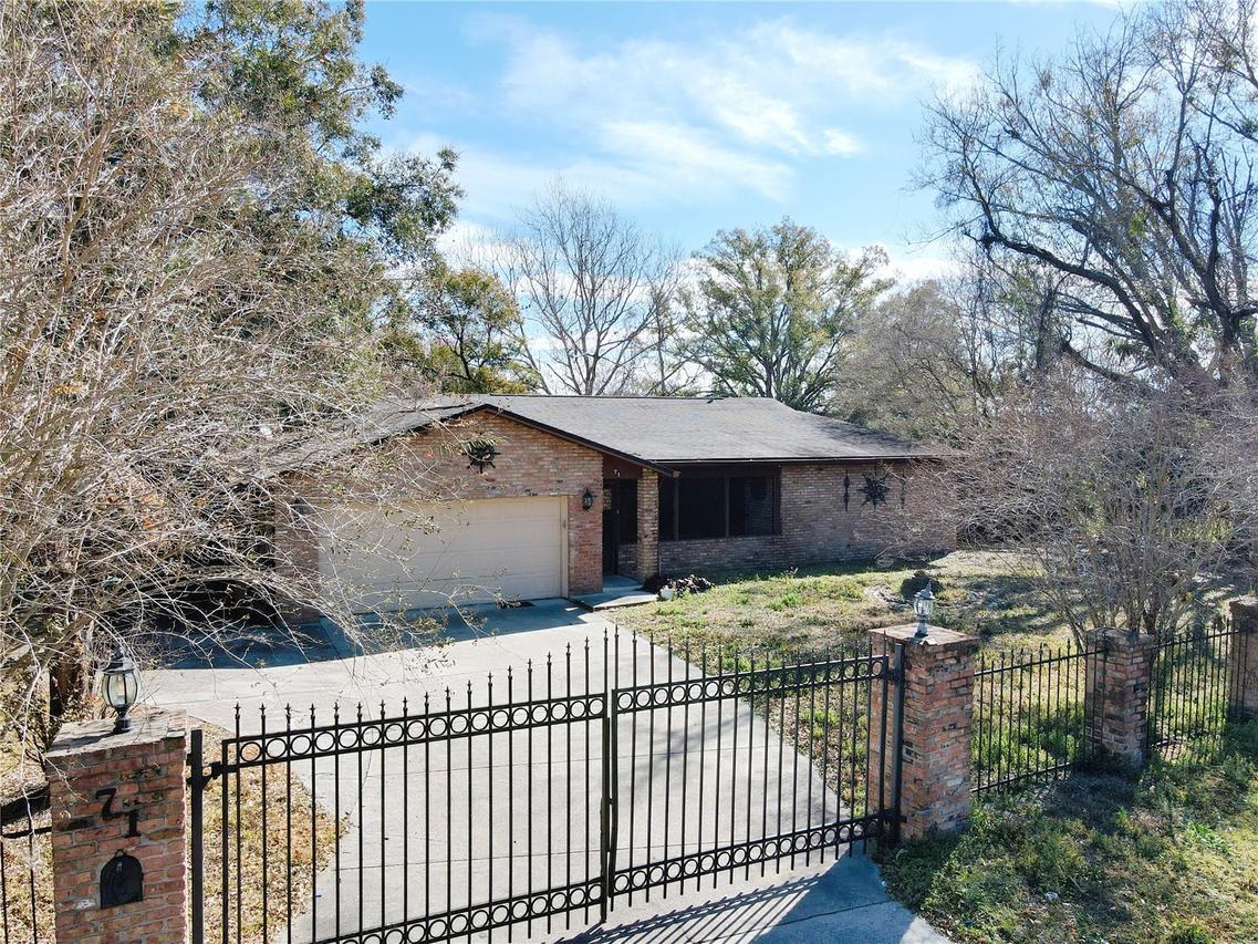 71 Dobson St., Orlando, FL 32805