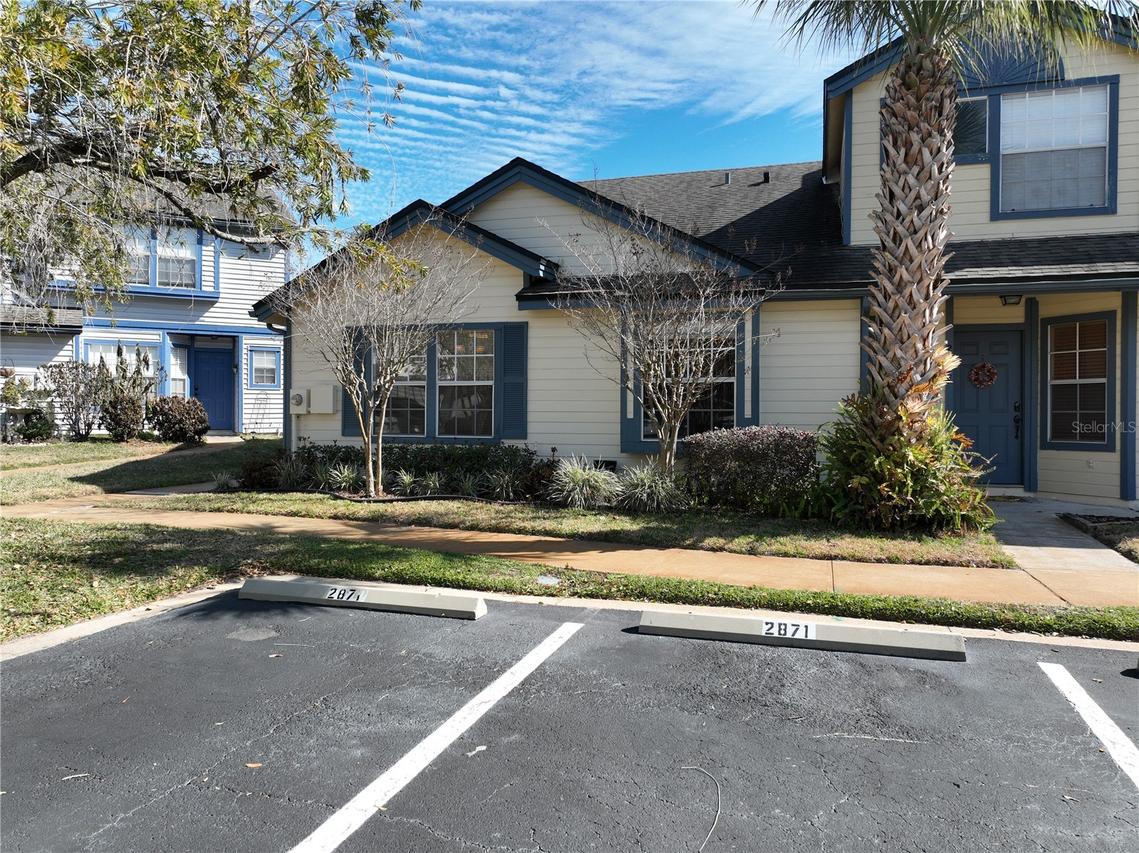 2871 Boulder Falls Ct., Apopka, FL 32703