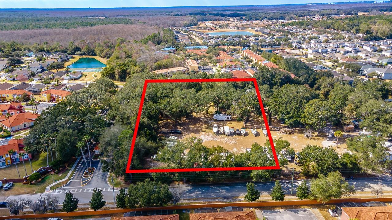 940 N Roma Way, Kissimmee, FL 34746