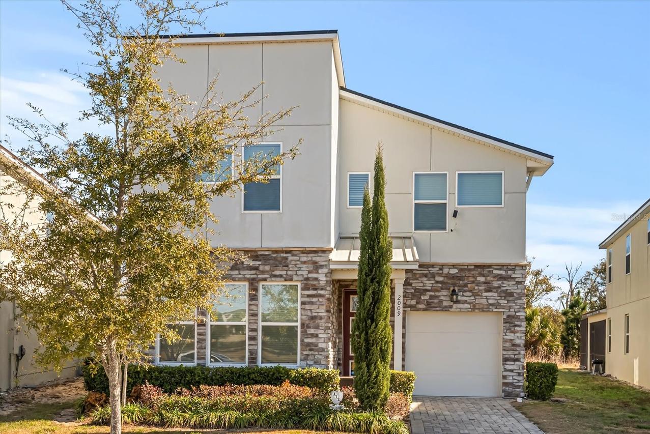 2009 Tropical Palms Cir., Kissimmee, FL 34747