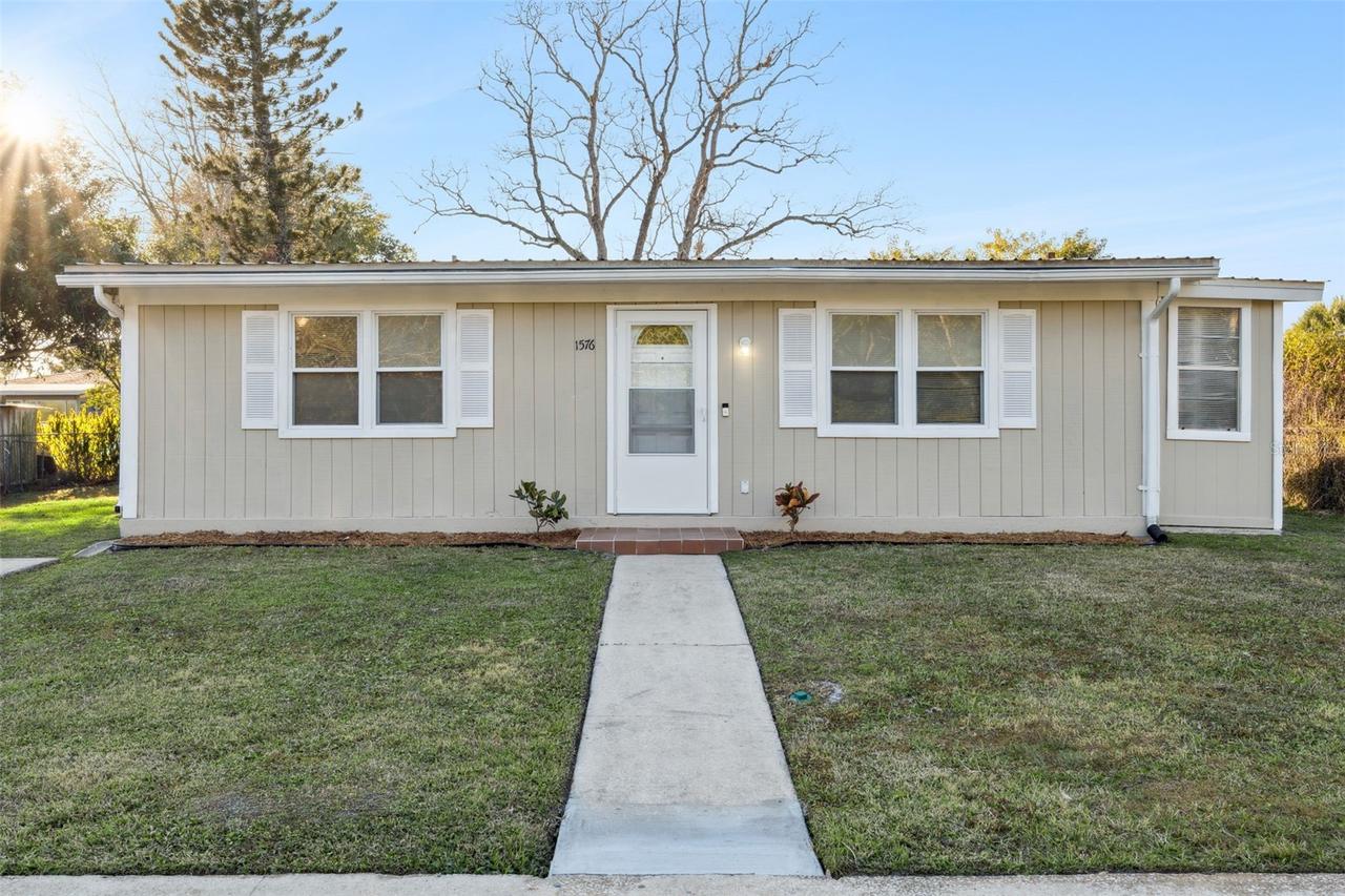 1576 Zinnia Dr., Deltona, FL 32725