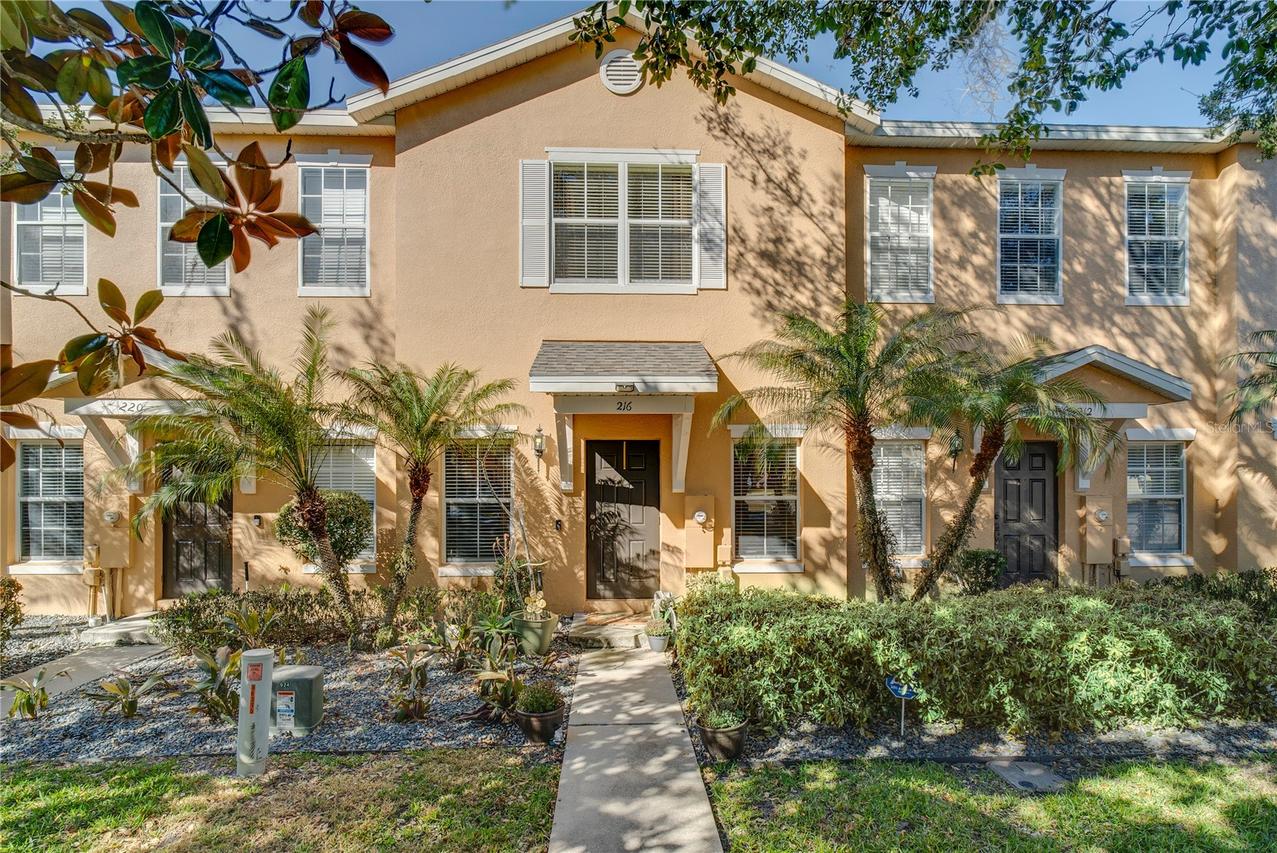 216 Deepcove Rd., Winter Garden, FL 34787