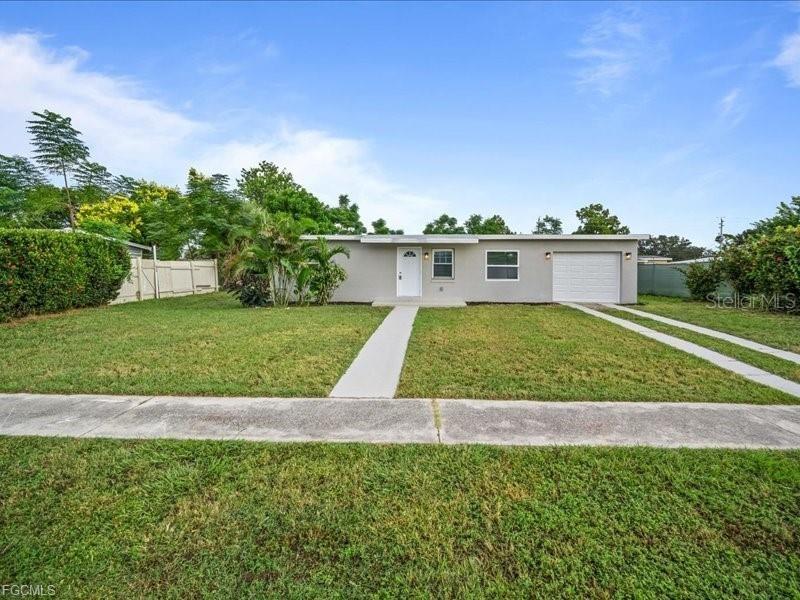 21512 Kenyon Ave., Port Charlotte, FL 33952