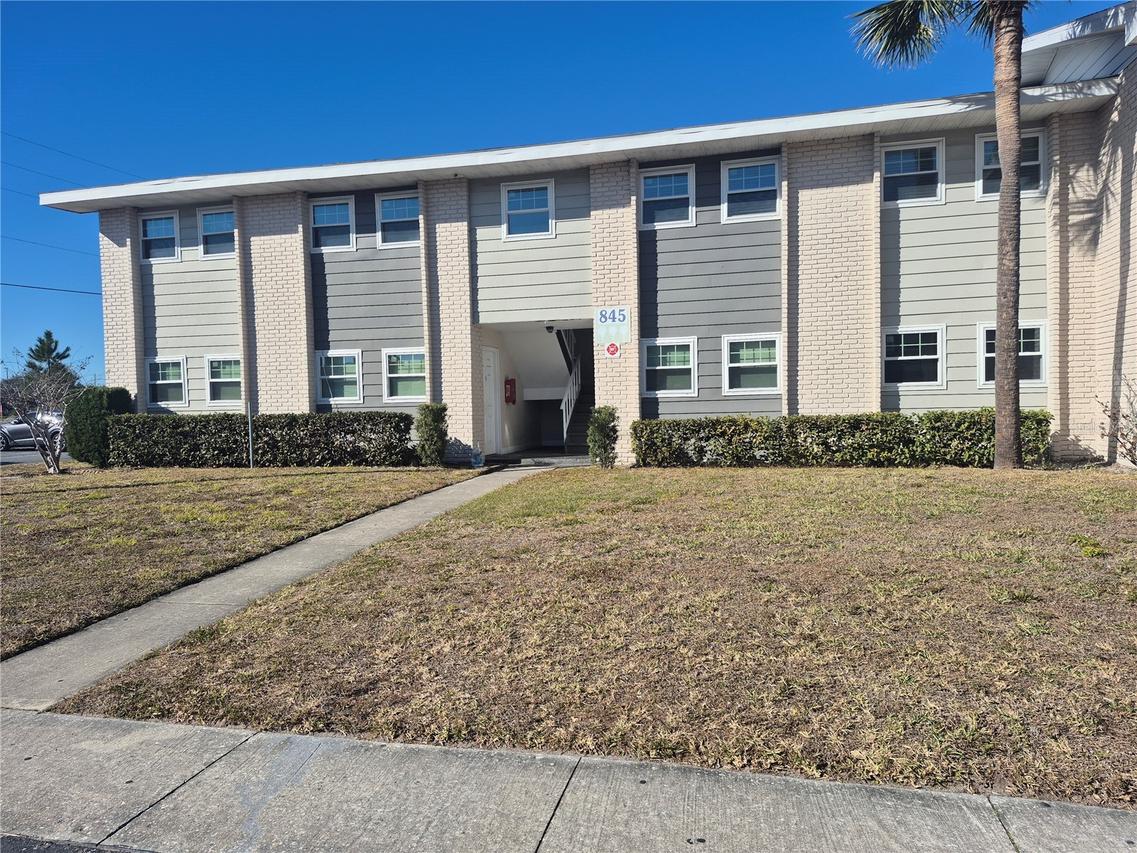 845 Sky Lake Cir. #D, Orlando, FL 32809