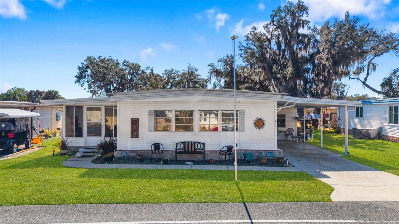 313 Palo Verde Dr., Leesburg, FL 34748