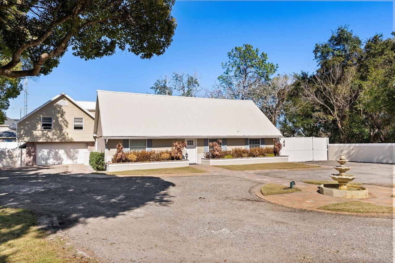 8255 Lake Underhill Rd., Orlando, FL 32825