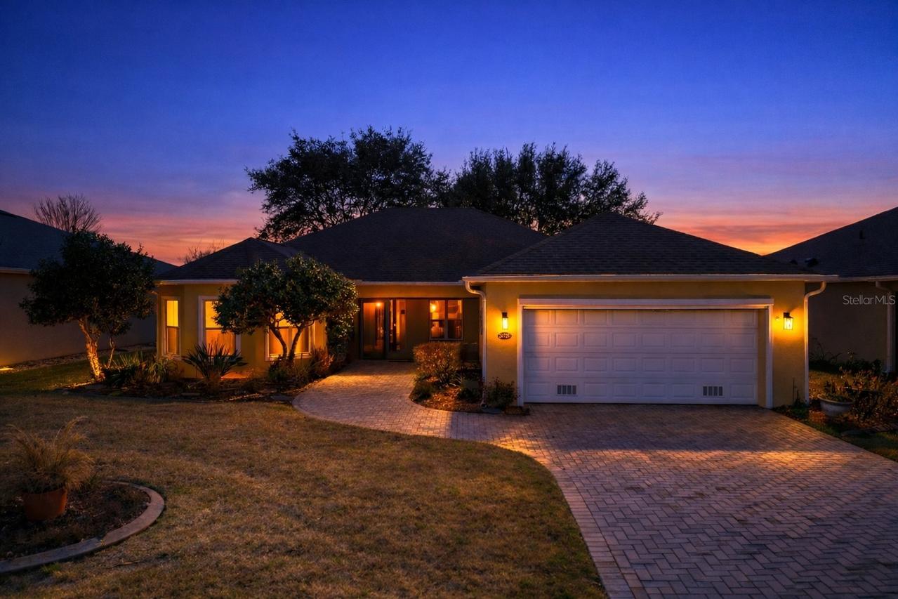 26725 Augusta Springs Cir., Leesburg, FL 34748