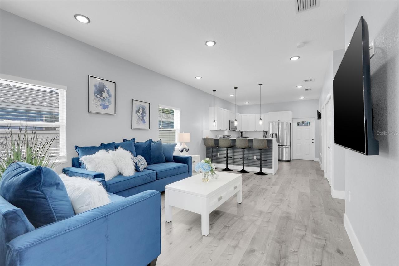 223 N Peninsula Dr. #A & B, Daytona Beach, FL 32118