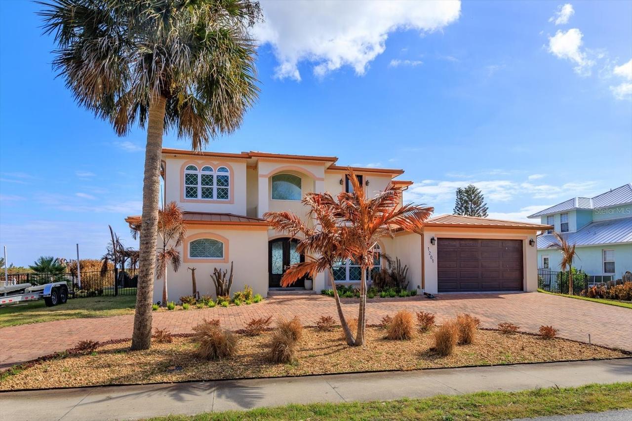 1201 S Riverside Dr., Edgewater, FL 32132