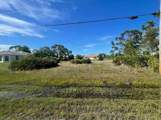 3621 NW 47th Ln., Cape Coral, FL 33993