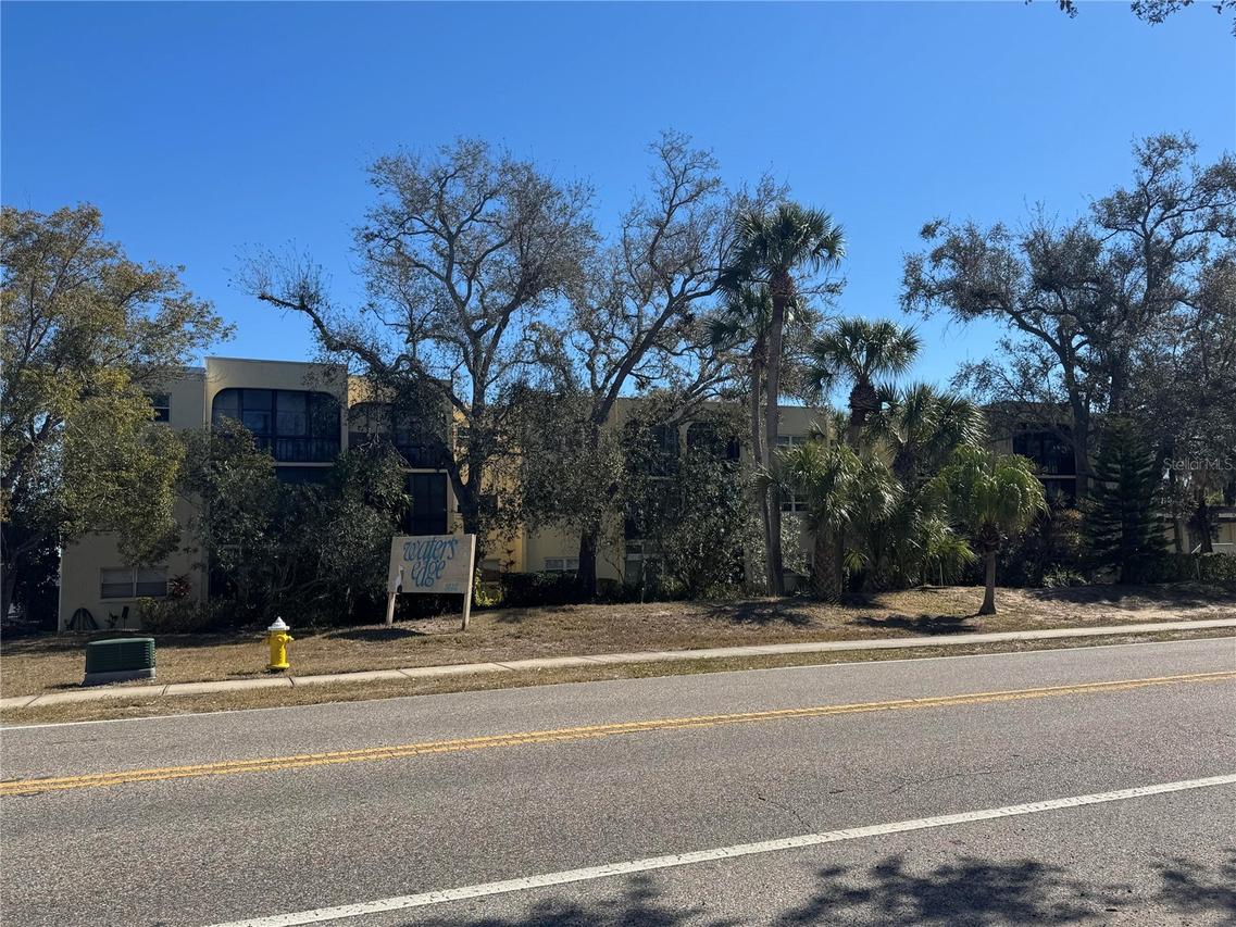 11485 Oakhurst Rd. #-211, Largo, FL 33774