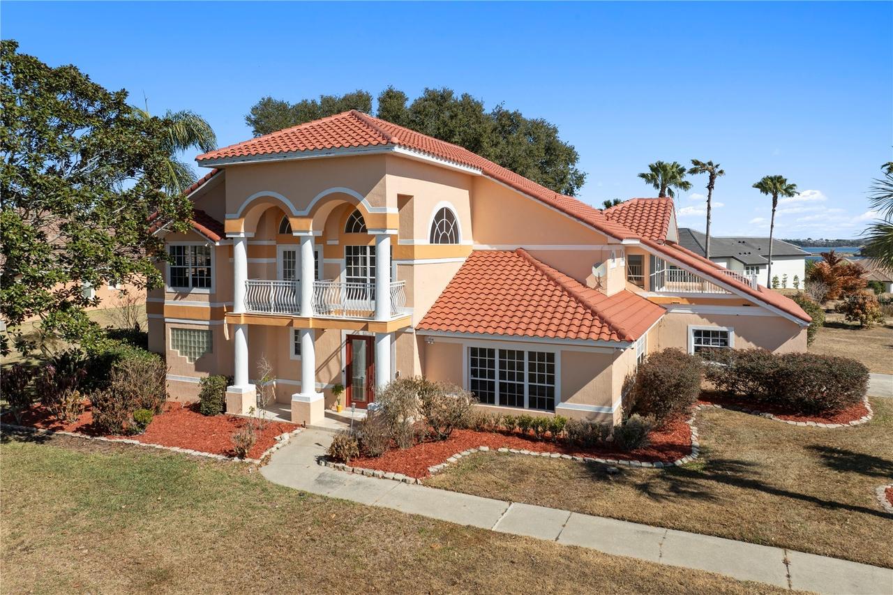 16727 Royal Palm Dr., Groveland, FL 34736