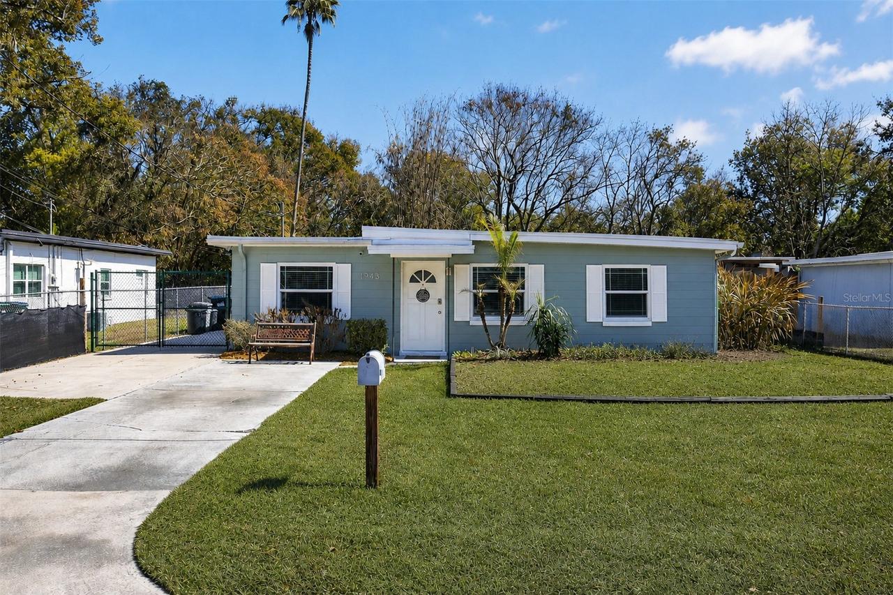 1943 Cloverlawn Ave., Orlando, FL 32806