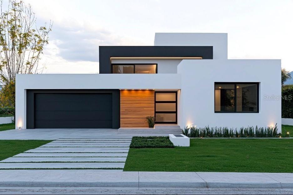 8753 Costado St., Sebring, FL 33872