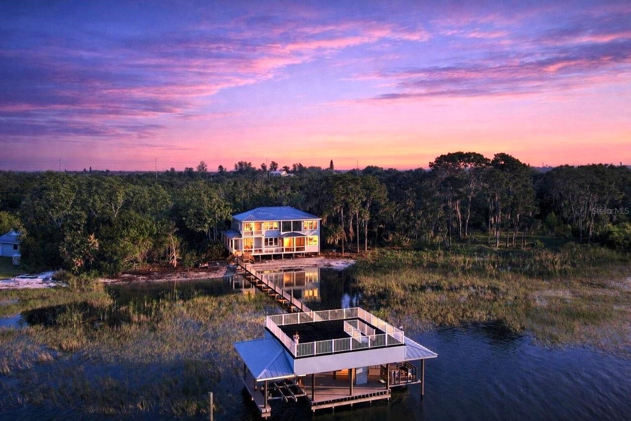 424 Lake Mirror Dr., Lake Placid, FL 33852