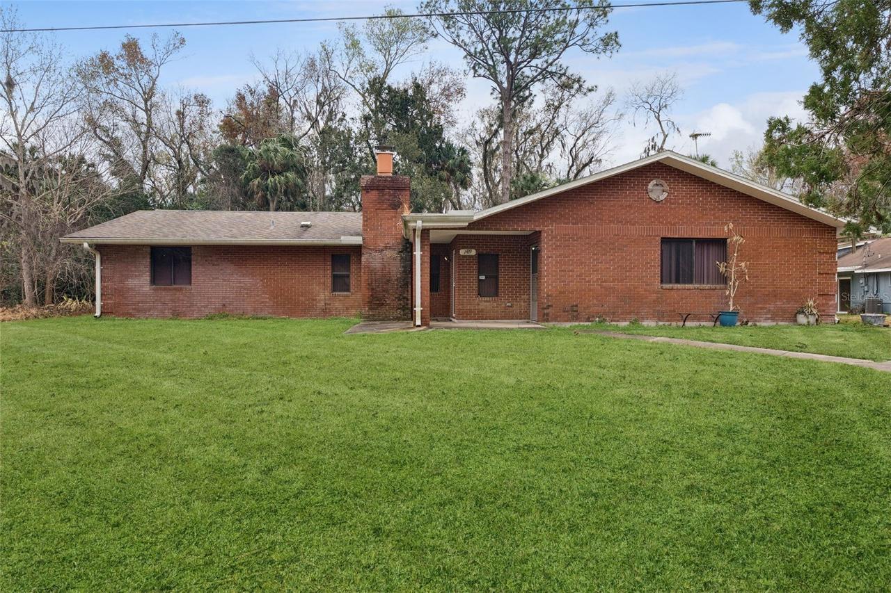 1439 Shady Pl. #1&2, Daytona Beach, FL 32114