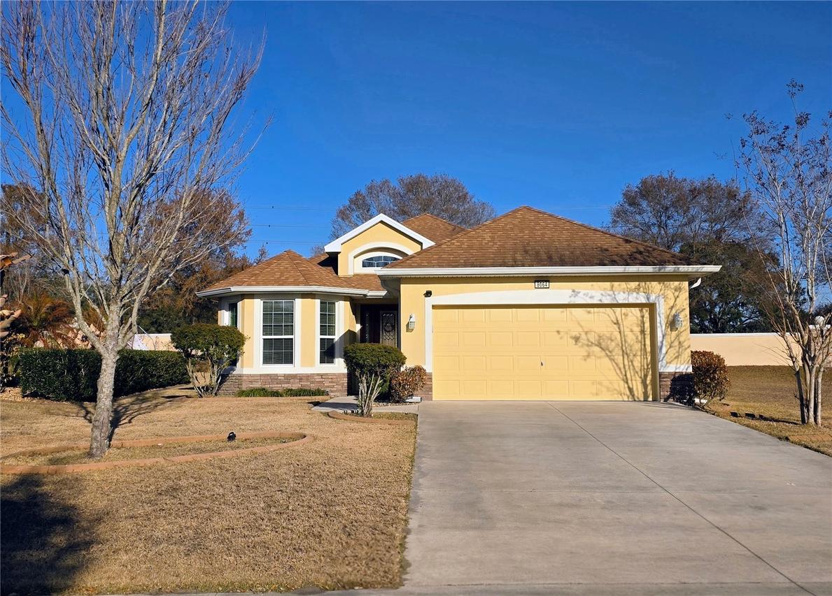 8064 Bridgeport Bay Cir., Mount Dora, FL 32757