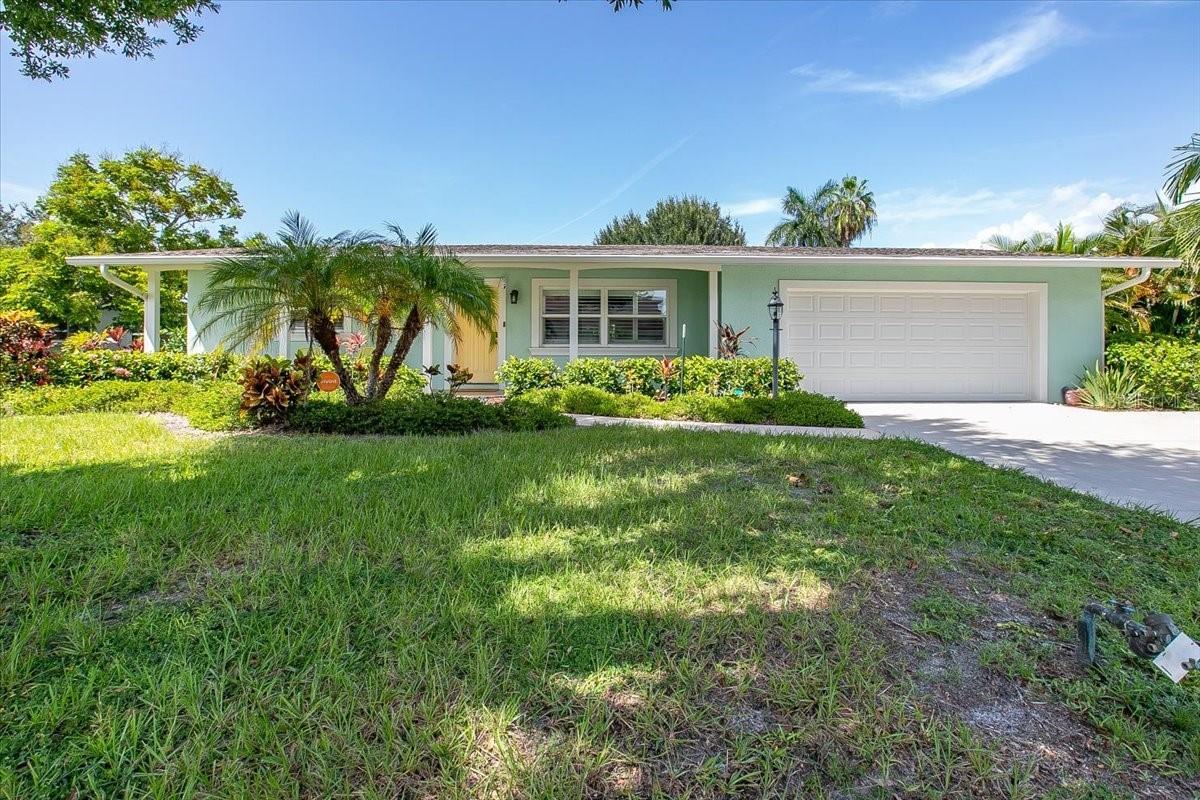 5724 10th Avenue Dr., Bradenton, FL 34209