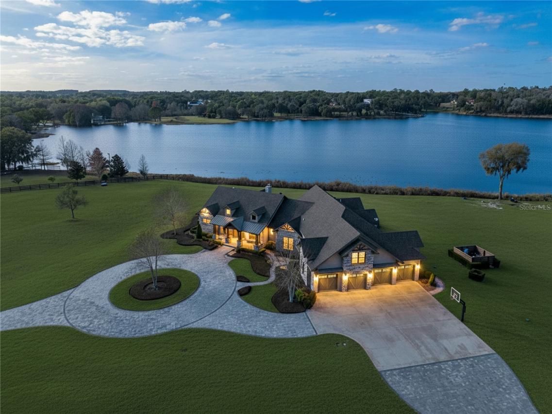 22151 Lake Seneca Rd., Eustis, FL 32736