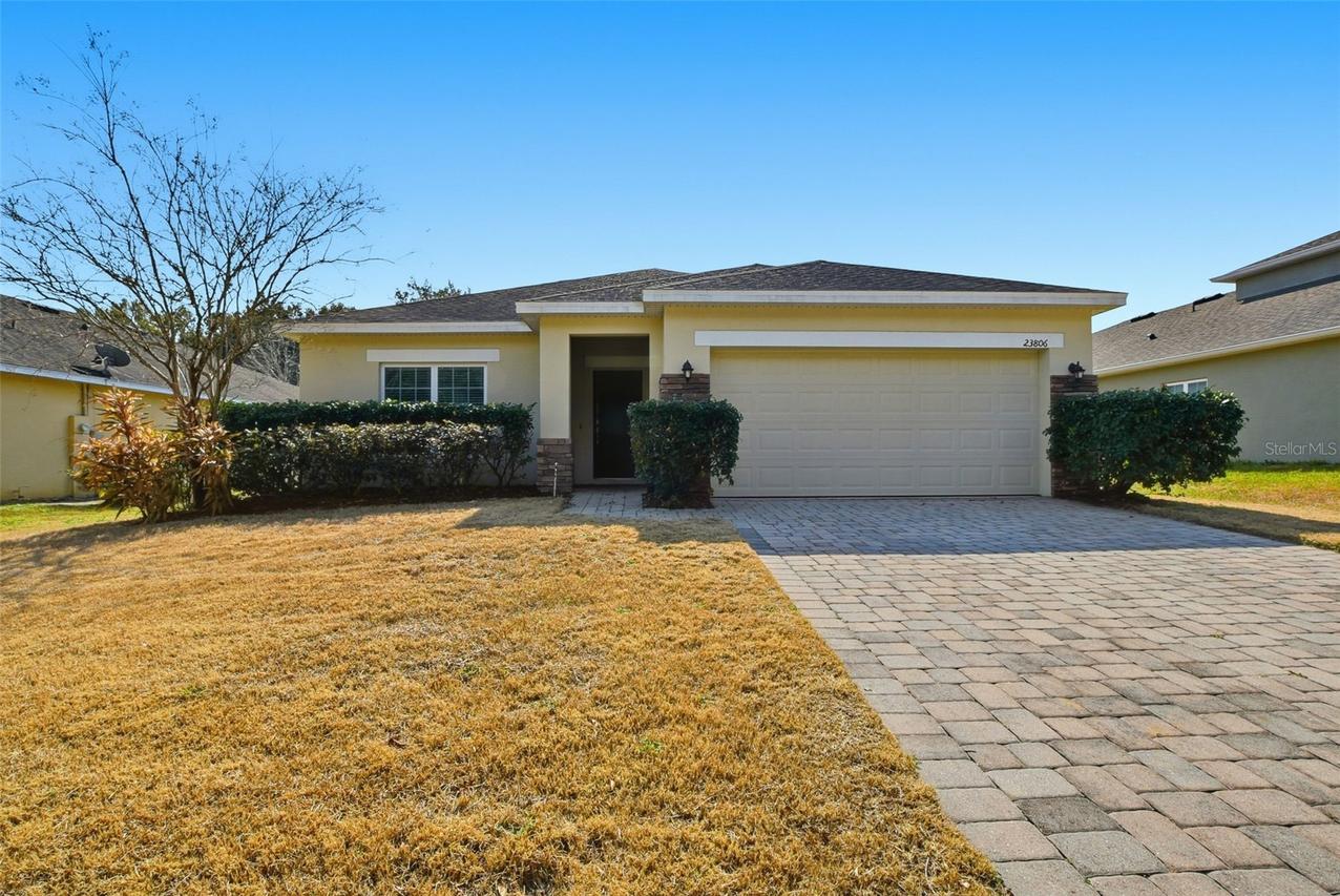 23806 Companero Dr., Sorrento, FL 32776