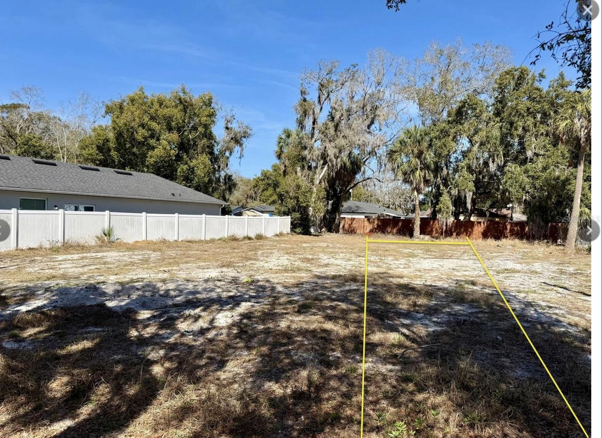 2001 Bates Ave., Eustis, FL 32726