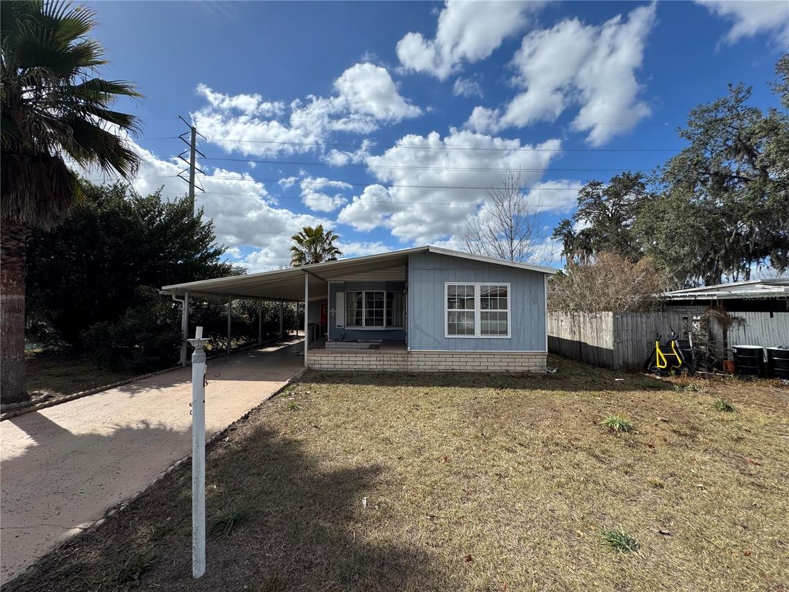 4639 Coral St., Zephyrhills, FL 33542