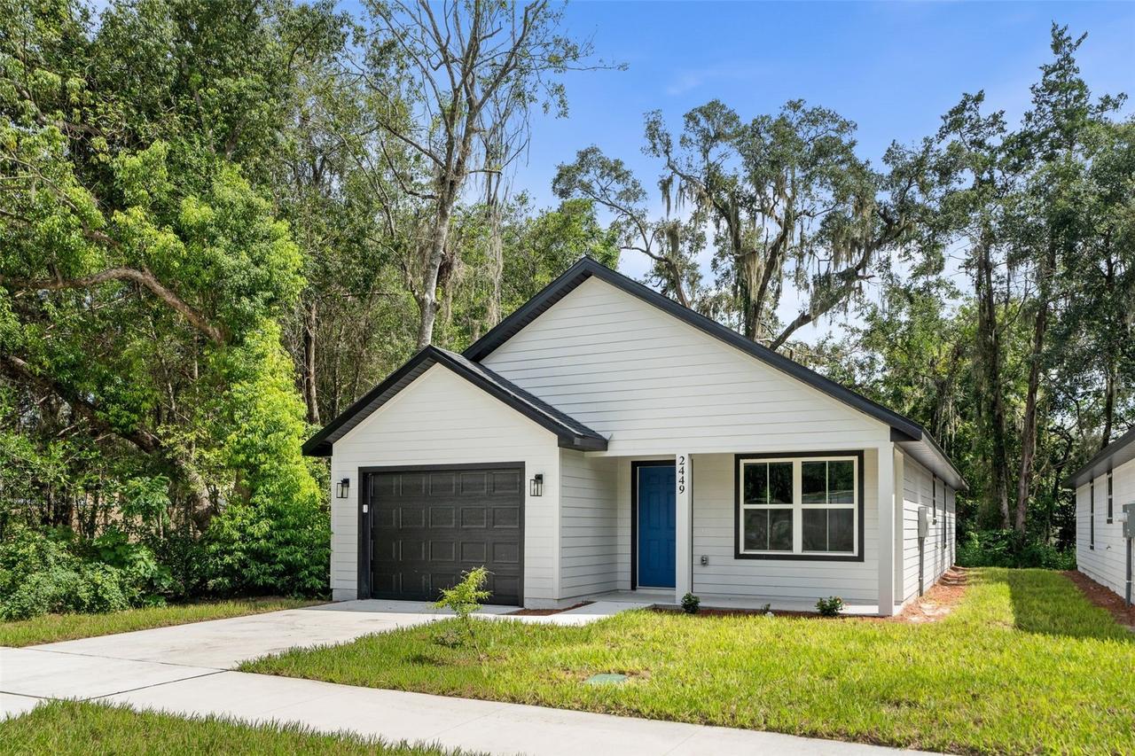 2449 SE 10th Ave., Gainesville, FL 32641
