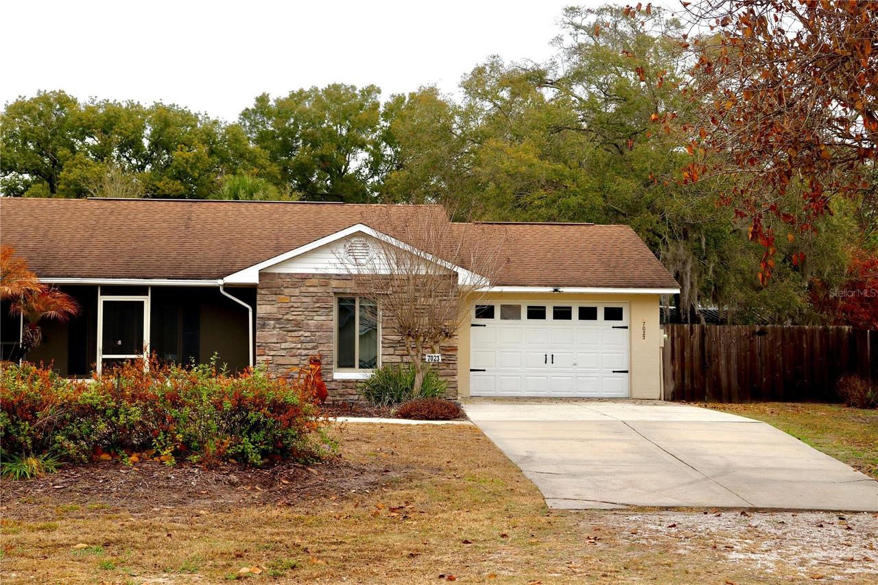 7023 Wright Ave., Mount Dora, FL 32757
