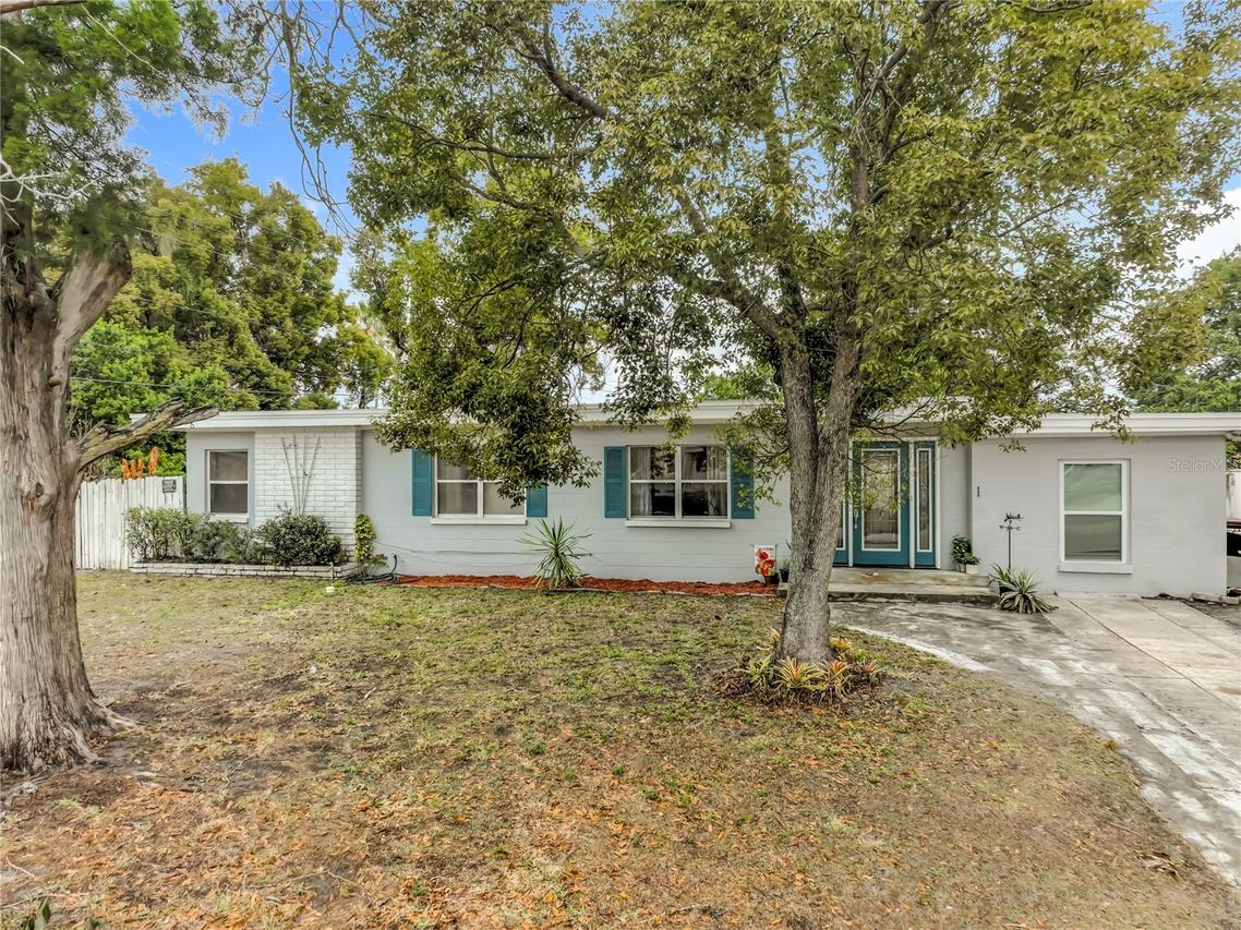 1 S Solandra Dr., Orlando, FL 32807