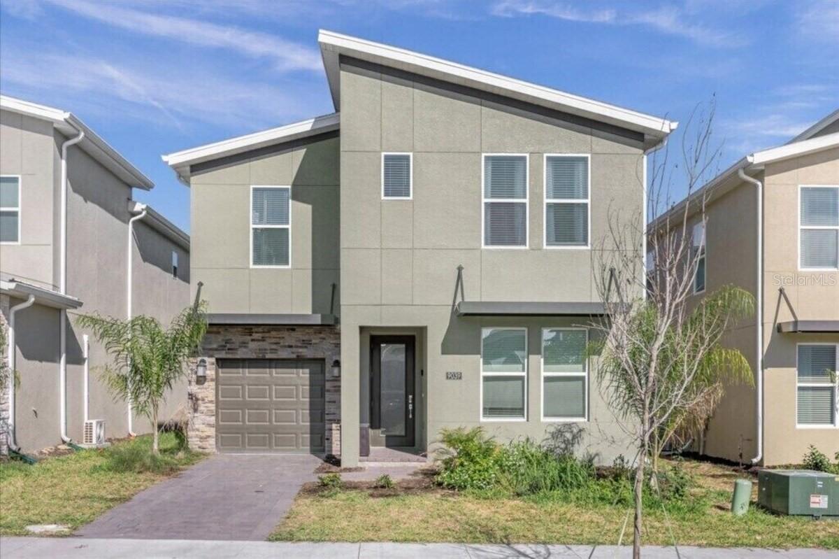 9039 Play Through Dr., Davenport, FL 33896