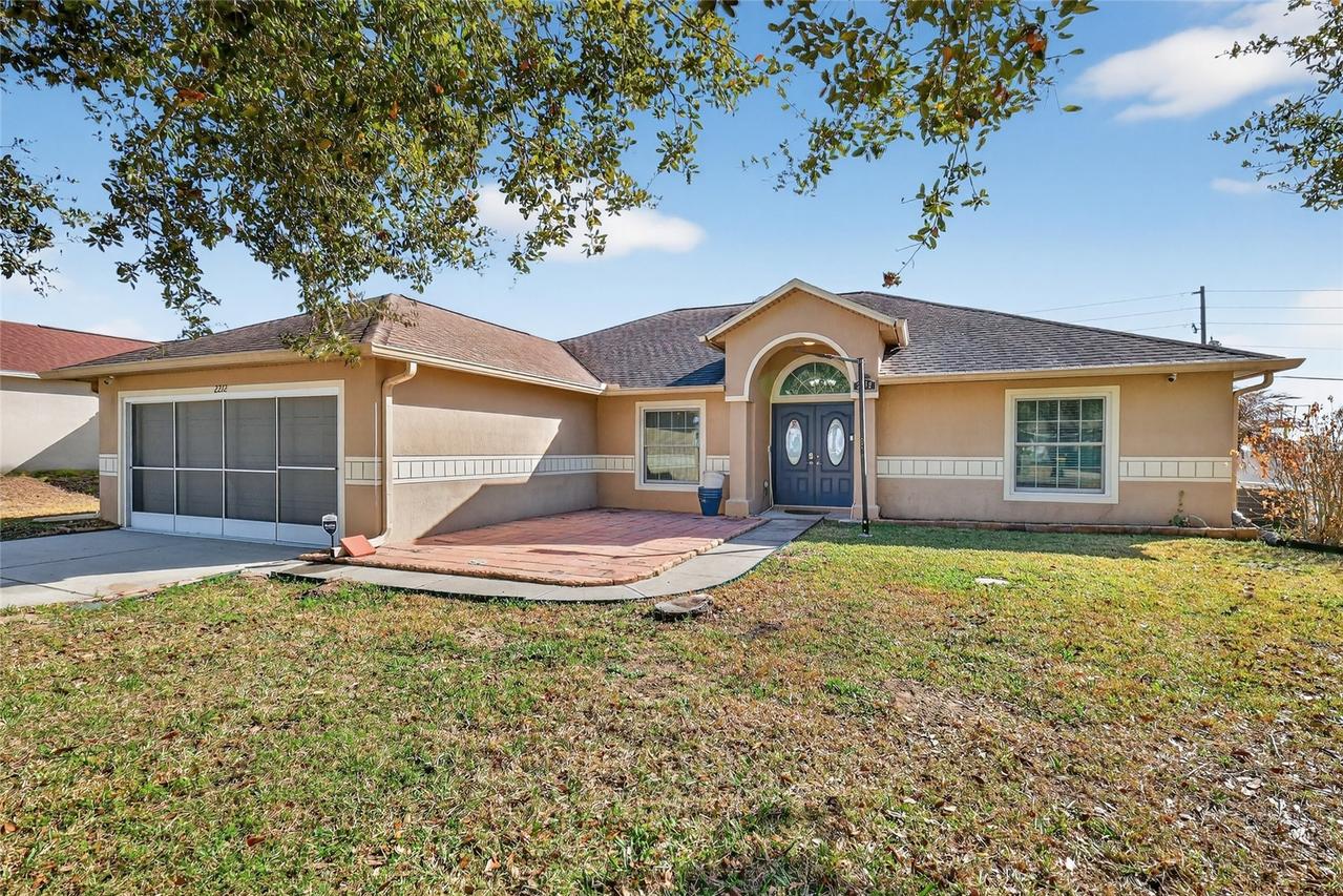 2212 Lake Pointe Cir., Leesburg, FL 34748