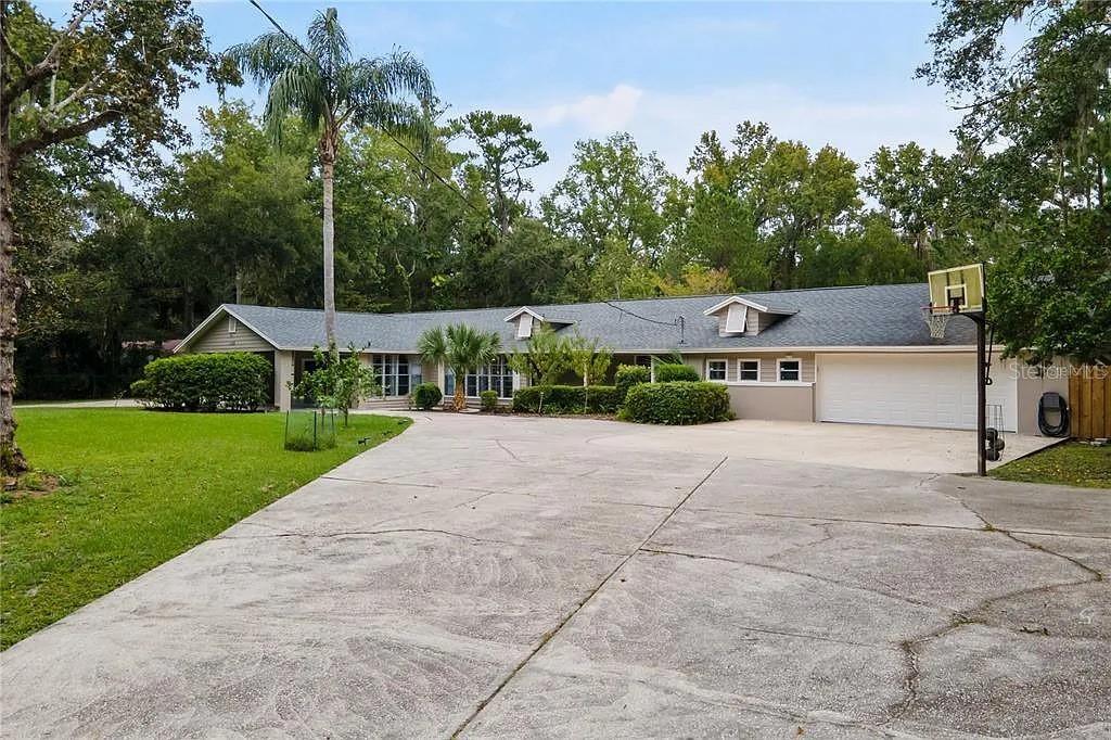 182 Parsons Rd., Longwood, FL 32779
