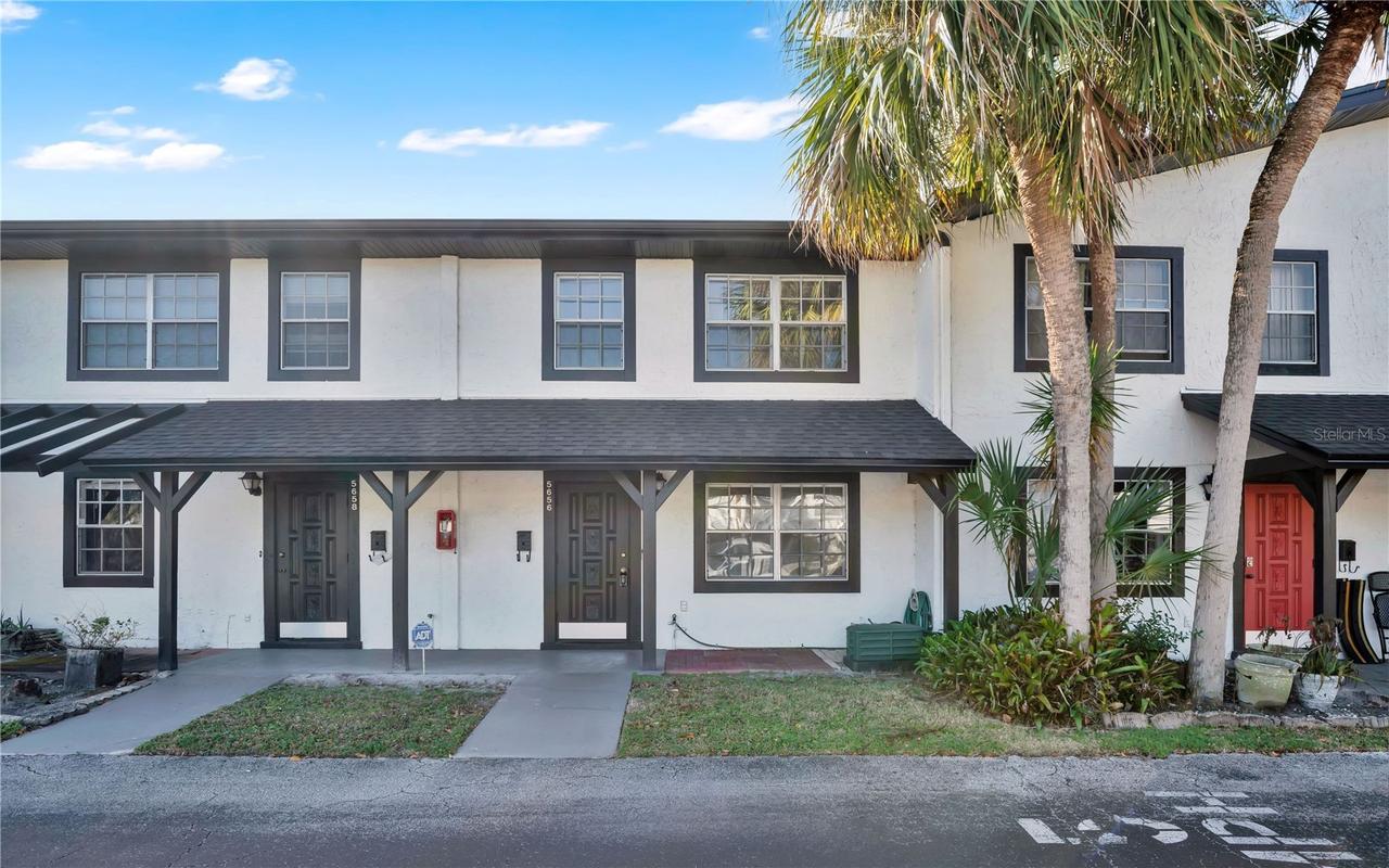 5656 Royal Pine Blvd. #27, Orlando, FL 32807