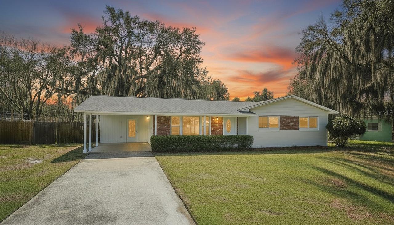 1507 N Lake View Ave., Leesburg, FL 34748