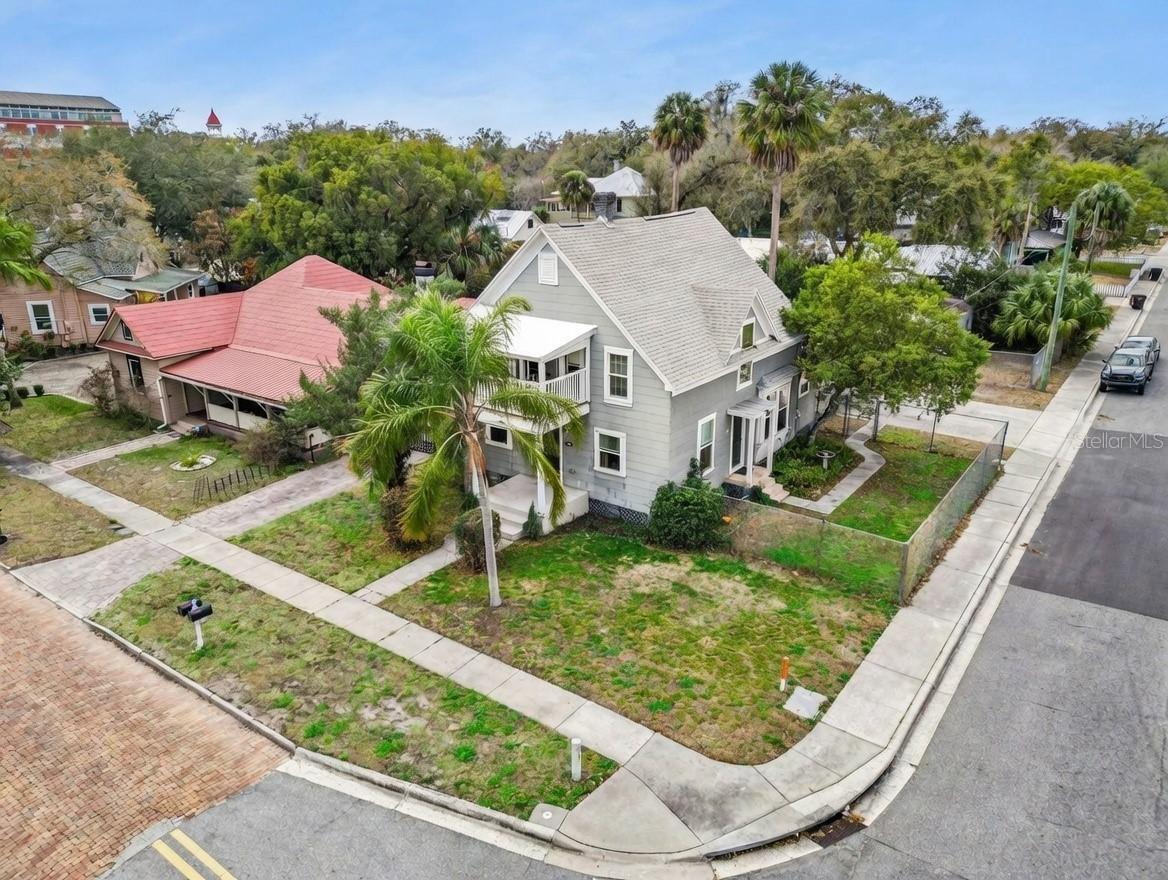 116-118 N Beaumont Ave., Kissimmee, FL 34741