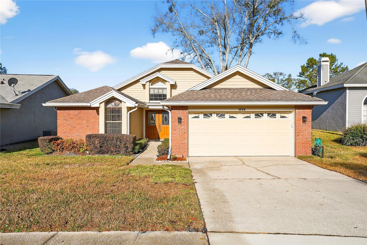 1098 Piedmont Oaks Dr., Apopka, FL 32703
