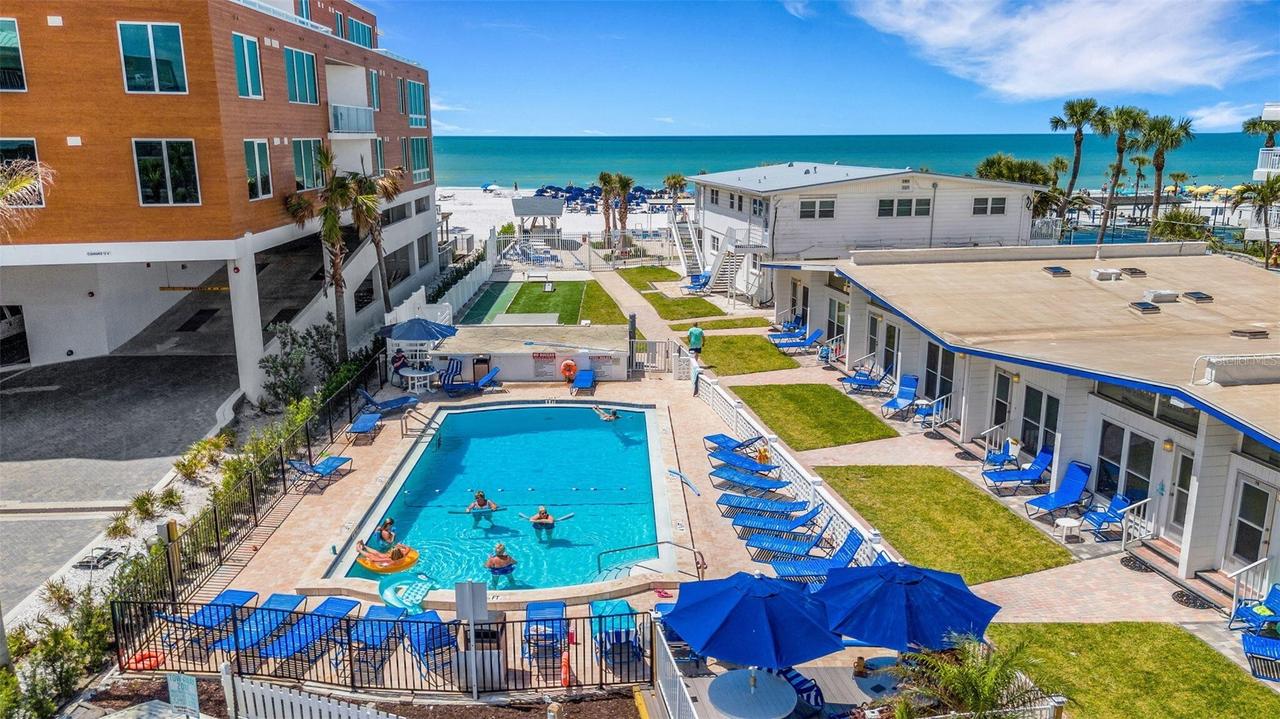 1129 Seaside Dr. #7, Sarasota, FL 34242