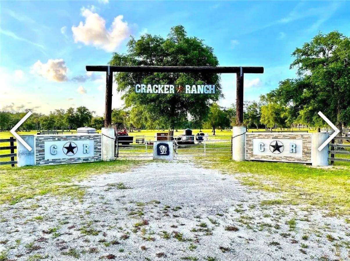 25345 E Colonial Dr, Christmas, FL 32709